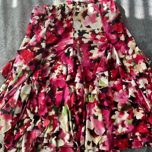 Pink and fuschia floral gored, ruffle‎ skirt, M - Picture 3 of 7